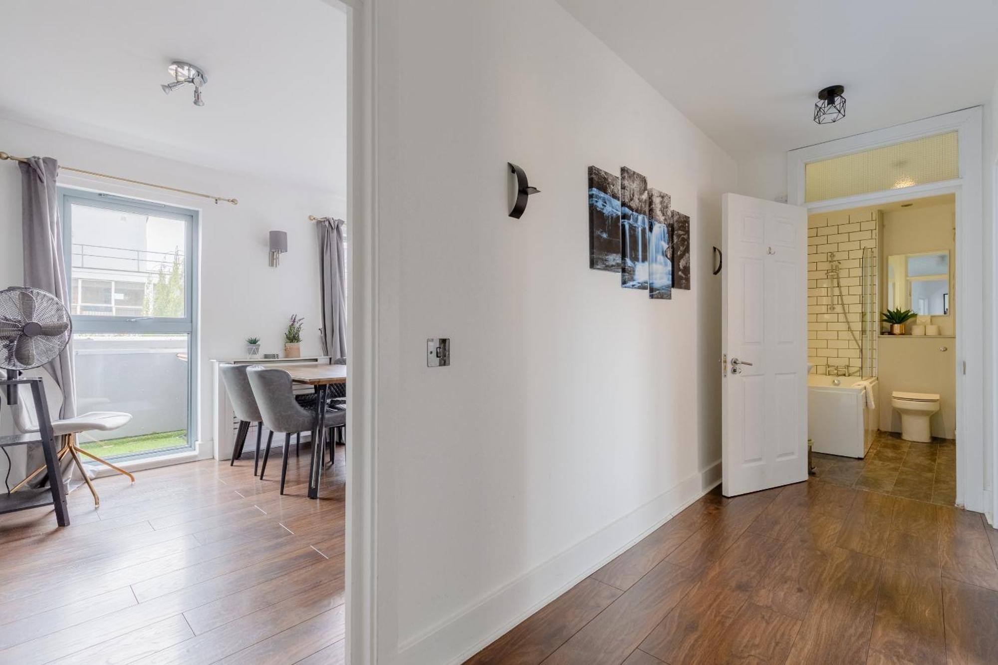 Bright 2 Bedroom Flat In Lambeth With Balcony London Exterior photo